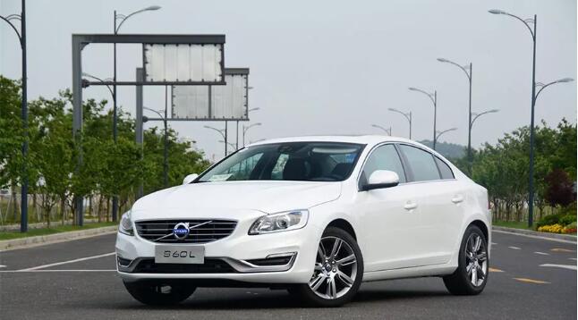 了解這些小技巧，包你開車穩穩當當！