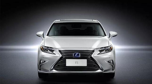 換個后視鏡1萬8，這些車送你都開不起！